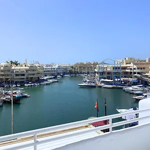 Apartment Harbour Penthouse With Big Terrace And Sea View, Benalmadena