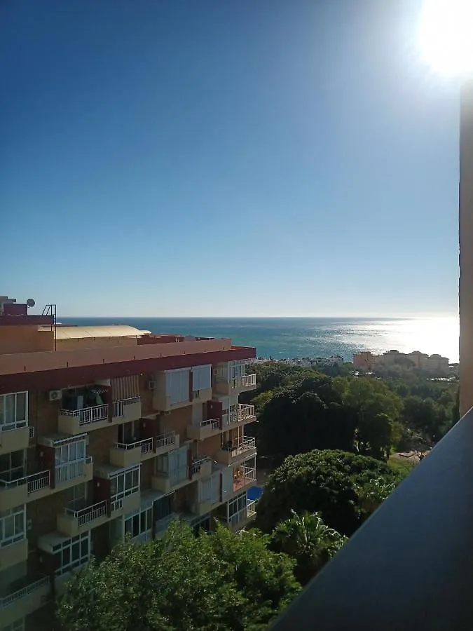 Sweet Home Benalmadena, Estudio Con Vistas Al Mar Y Excelente Conexion Wifi, Para No Fumadores, Con Piscinas, Sea Views, With Swimming Pools, Completely Renovated, Ideal For Older People, Bright With Morning Sun, No Smoking location