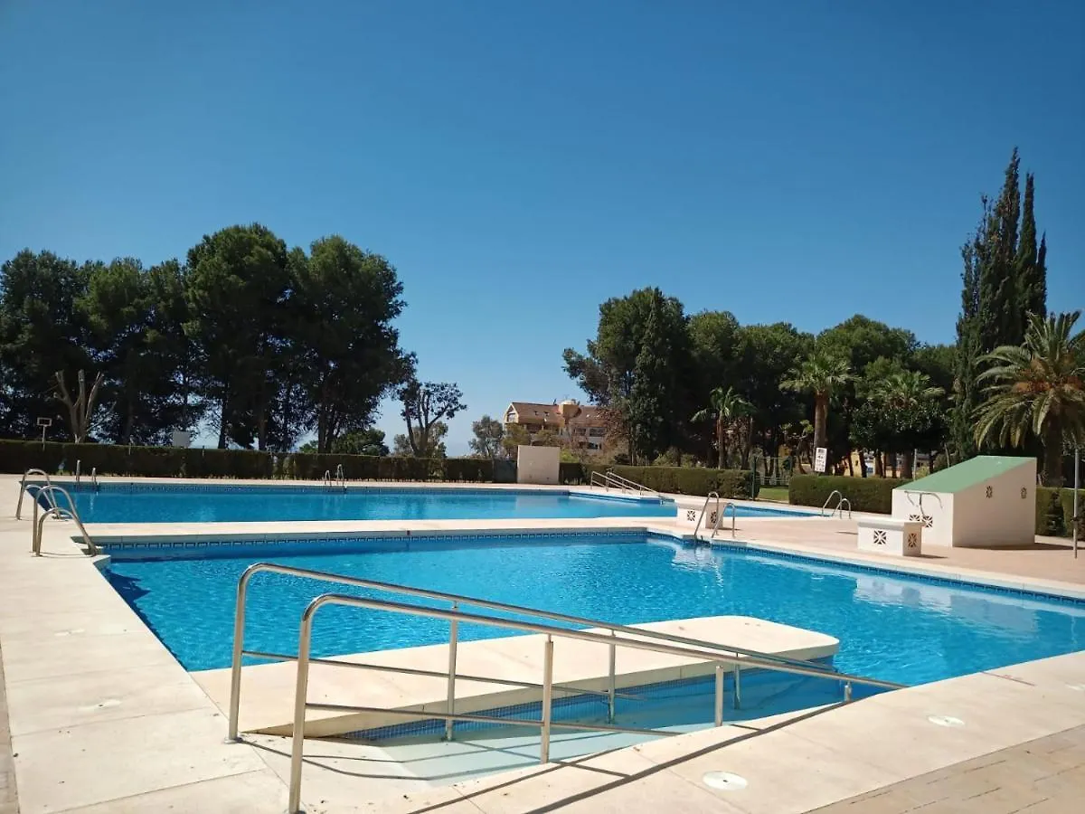 Sweet Home Benalmadena: Seaside Studio with Pools and Wi-Fi Apartment